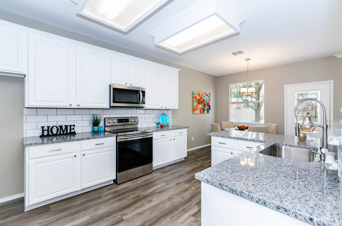 2416SheldonDrMcKinney-10