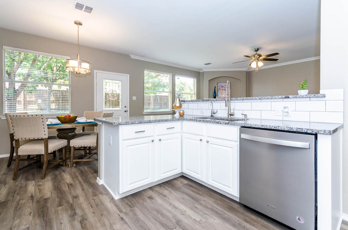 2416SheldonDrMcKinney-11