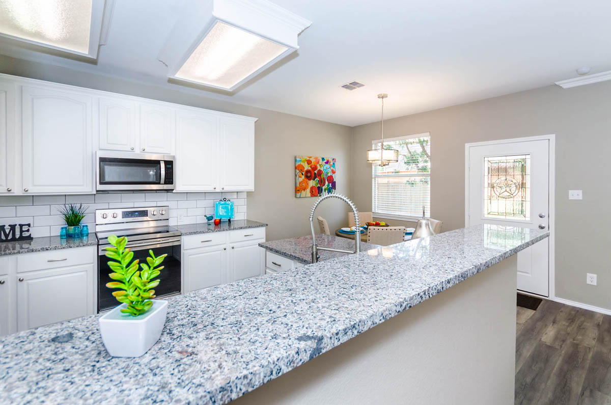 2416SheldonDrMcKinney-12