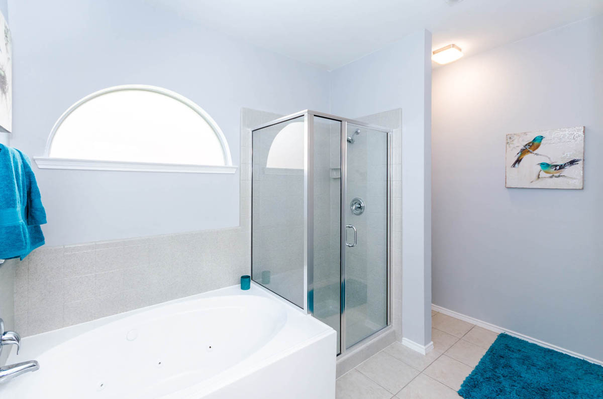 2416SheldonDrMcKinney-15