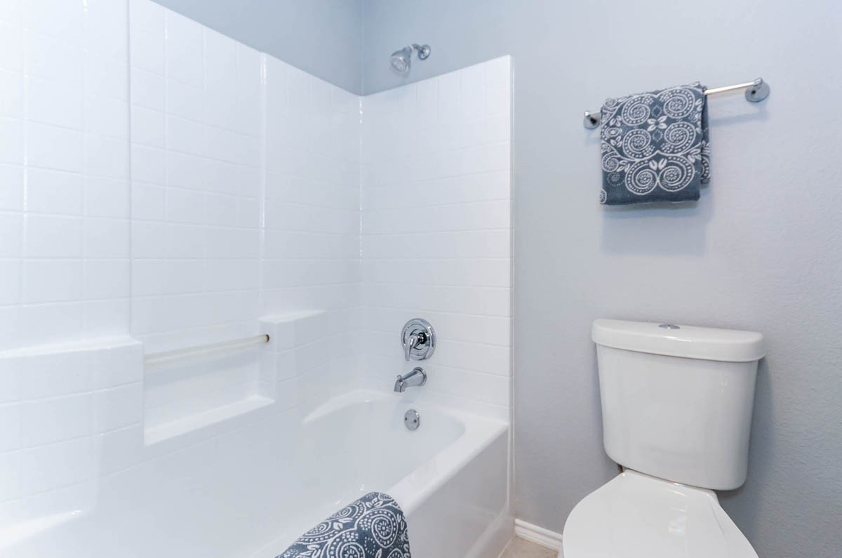 2416SheldonDrMcKinney-26