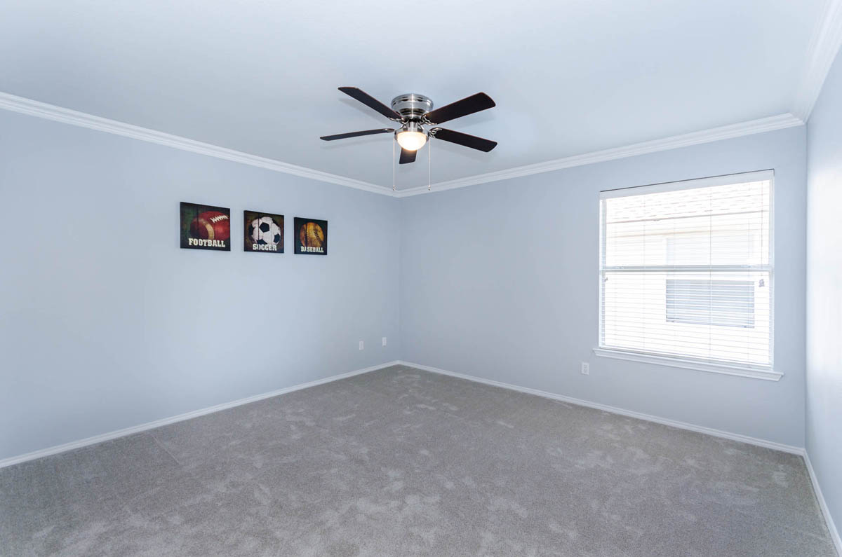 2416SheldonDrMcKinney-28
