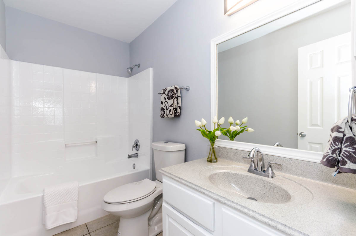 2416SheldonDrMcKinney-29