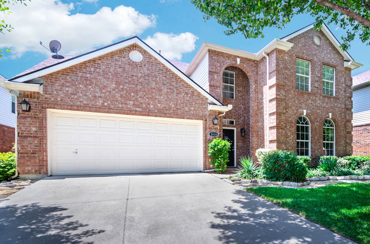 2416SheldonDrMcKinney-31