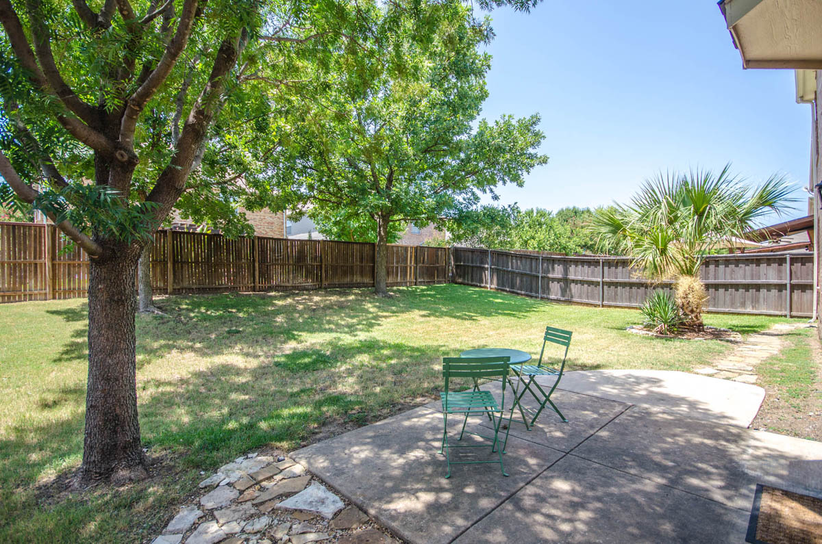 2416SheldonDrMcKinney-33