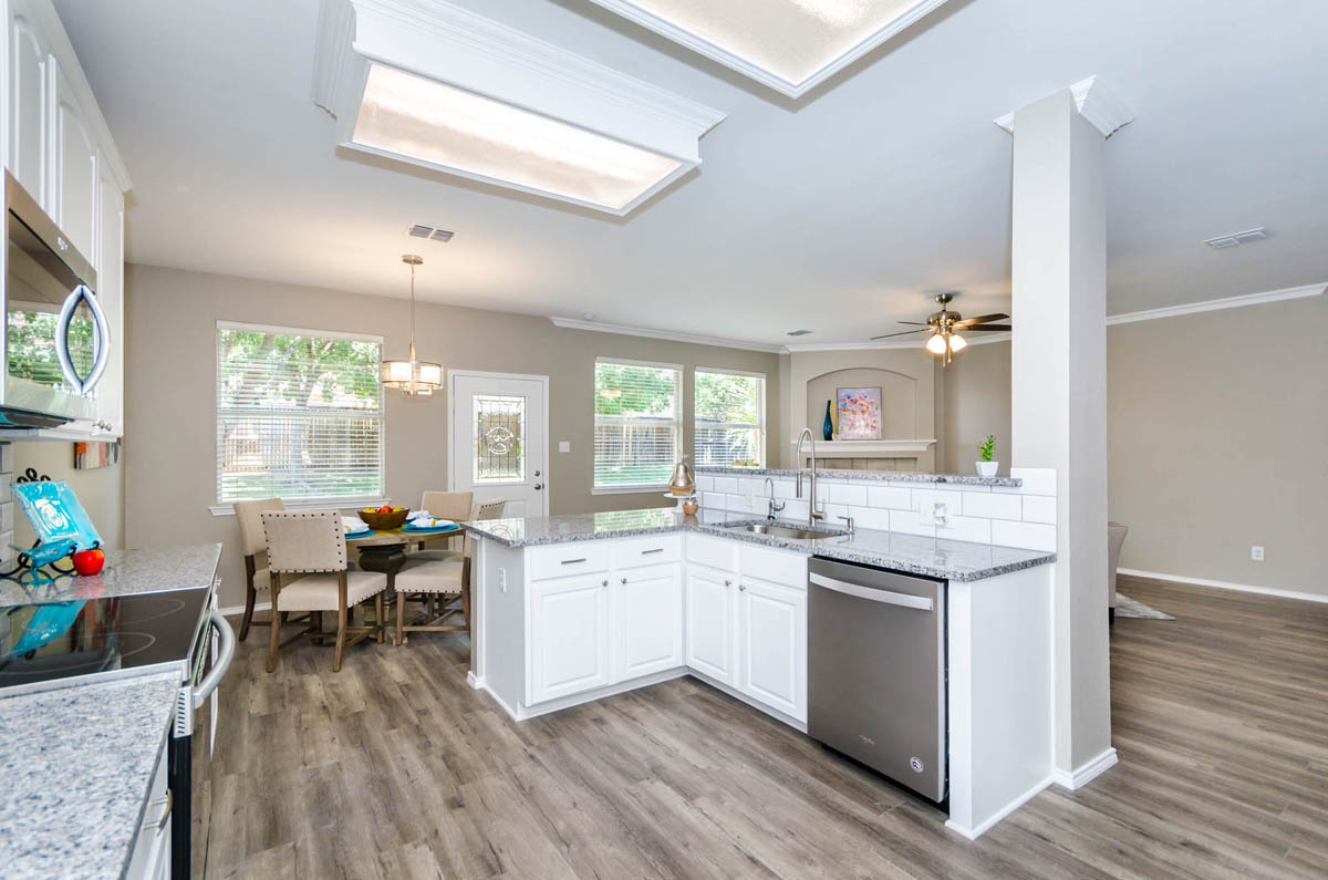 2416SheldonDrMcKinney-8