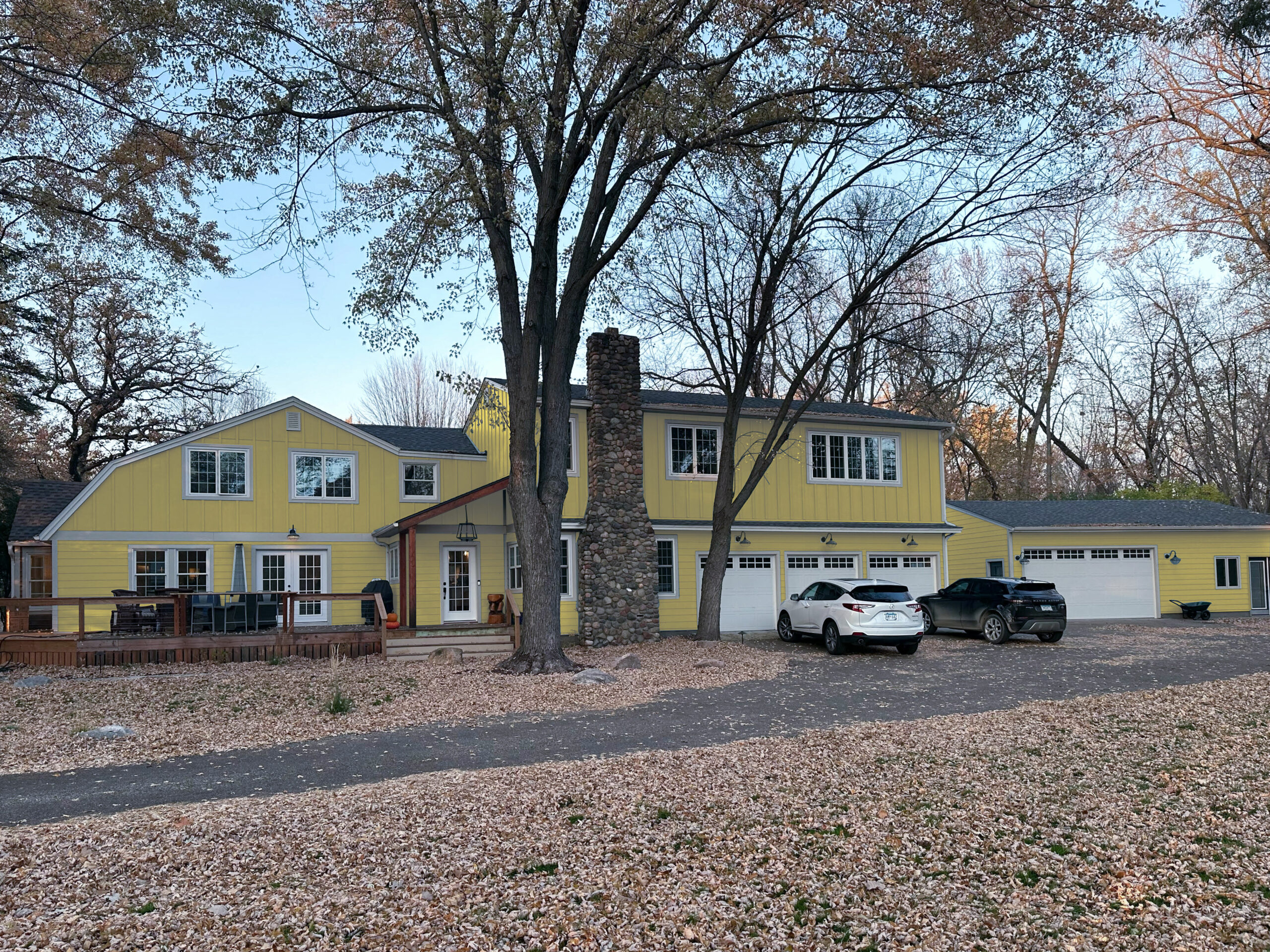ScottSchwefelHouse-PaleYellow